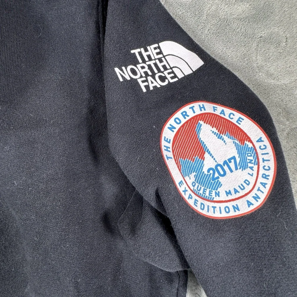 North Face Hoodie Mens Small Black Queen Maud Land Antarctica 2017 Expedition